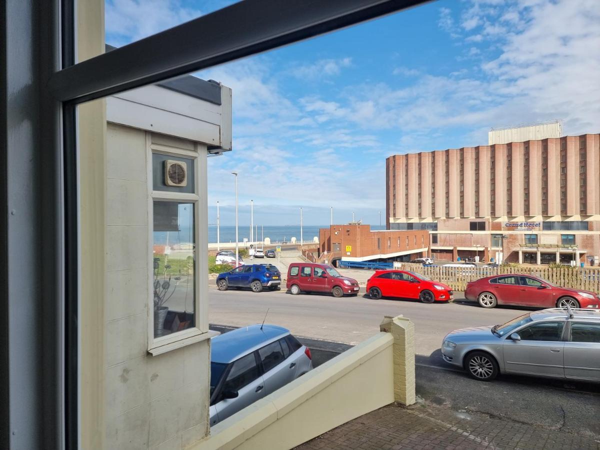 Granada Apartments Derby Road Blackpool Exterior photo